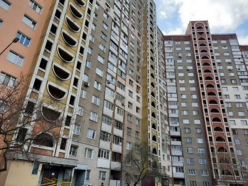 Киев, Владимира Маяковского просп., 1