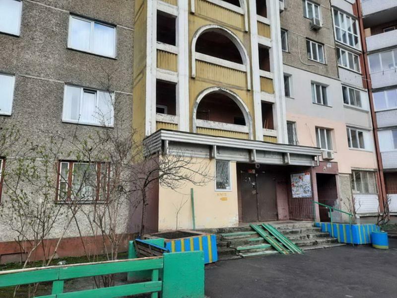 Киев, Владимира Маяковского просп., 1