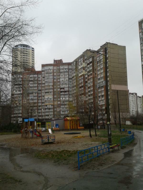 Киев, Владимира Маяковского просп., 1