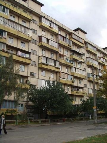 Киев, Героев Сталинграда просп., 15А