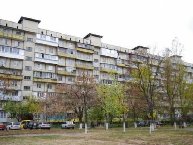 Киев, Героев Сталинграда просп., 15А