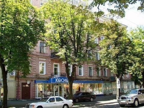 Продажа 3-комнатной квартиры 88 м², Богдана Хмельницкого ул., 35/1