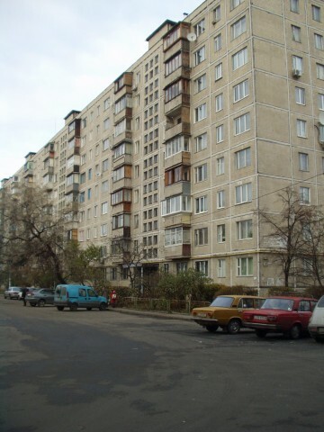 Київ, Олександра Архипенко вул., 3А