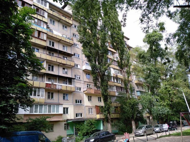 Київ, Ромена Роллана бул., 4