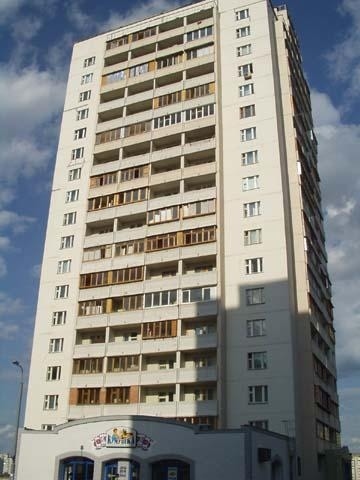 Київ, Петра Григоренка просп., 3Б