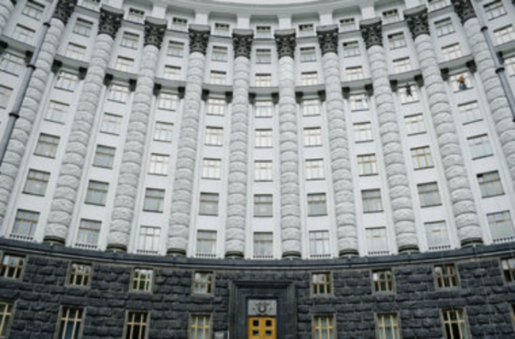 Новые законы от Кабмина: украинцев ждет помощь с жильем и снижение вывозных пошлин