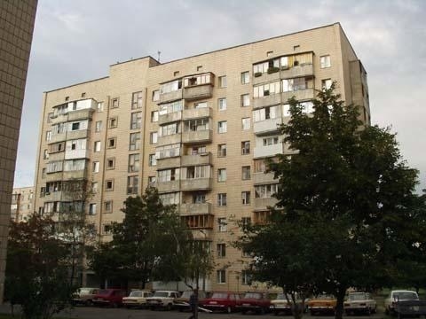 Киев, Николая Бажана просп., 9Г