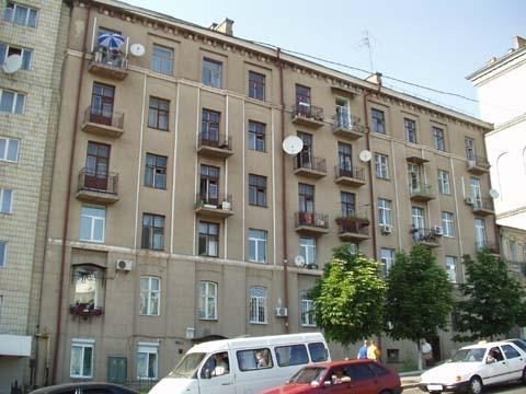 Київ, Вадима Модзалевського вул., 3