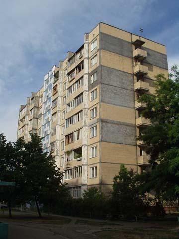 Киев, Владимира Маяковского просп., 32Г