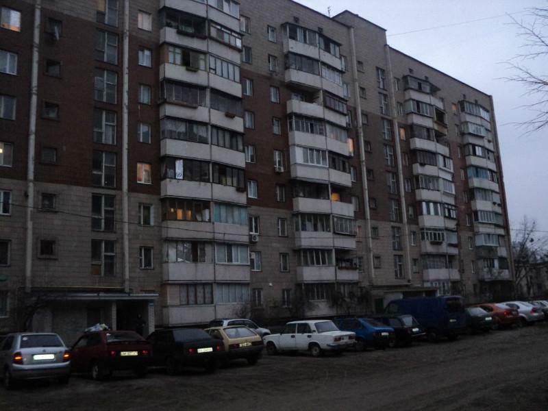 Киев, Владимира Маяковского просп., 12А