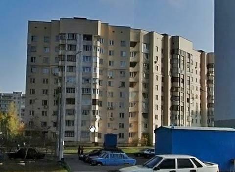 Киев, Владимира Маяковского просп., 72Б