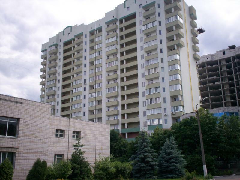 Київська обл., Обухівський район, м. Обухів, Лермонтова вул., 28