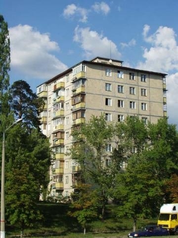 Київ, Алішера Навої просп., 80
