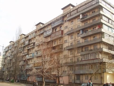 Киев, Героев Сталинграда просп., 25А