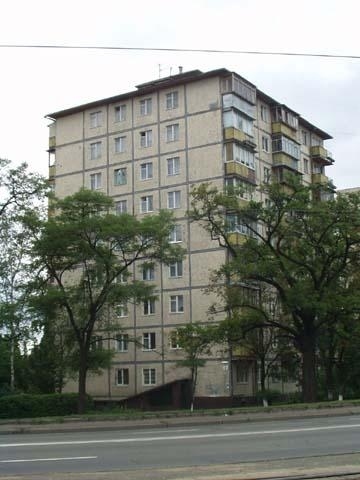 Киев, Соборности просп., 9