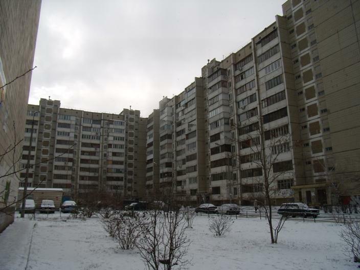 Киев, Бориса Гмыри ул., 5