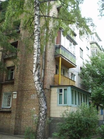 Киев, Вацлава Гавела бул., 83Б