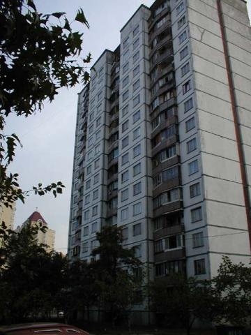 Киев, Героев Сталинграда просп., 35