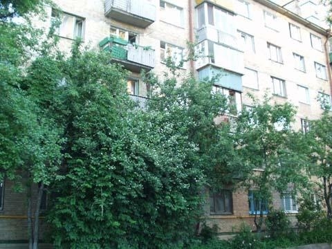 Київ, Степана Ковніра вул., 3А