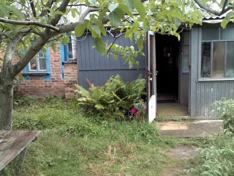 Киевская обл., Иванковский район, пгт Иванков, Ватутина ул., 15