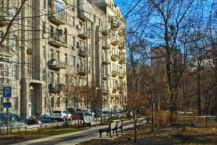 Київ, Степана Таранушенко вул., 5