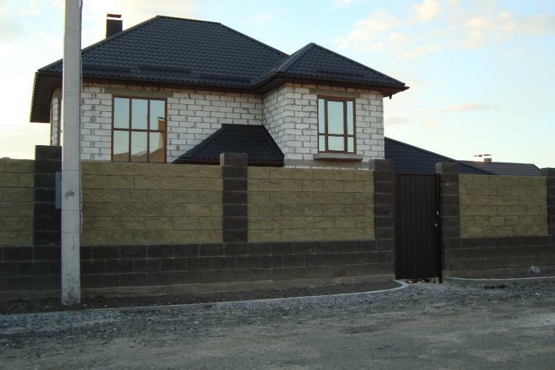 Киевская обл., Броварской район, с. Погребы, Горького ул., 1