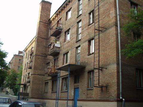 Киев, Михаила Бойчука ул., 16