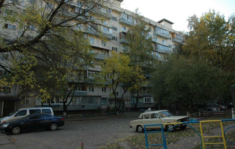 Киев, Правды просп., 80В