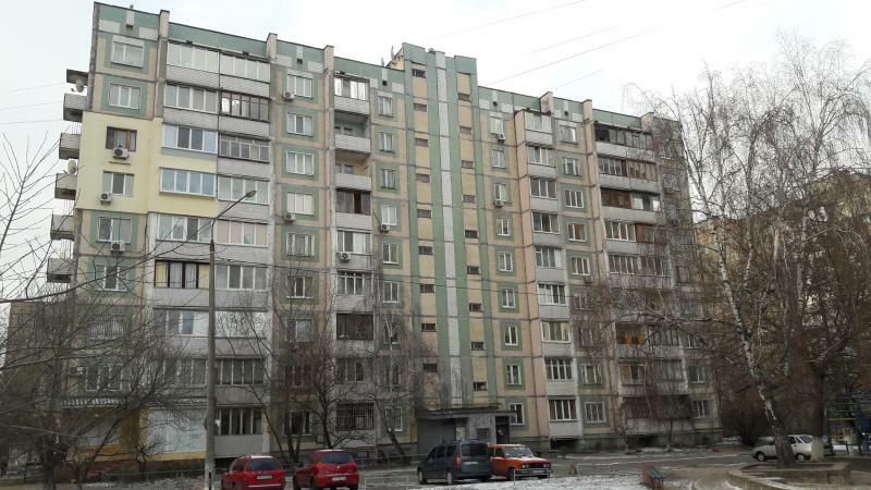 Київ, Академіка Єфремова вул., 15