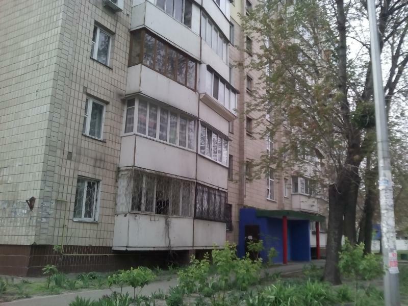 Киев, Николая Бажана просп., 5В