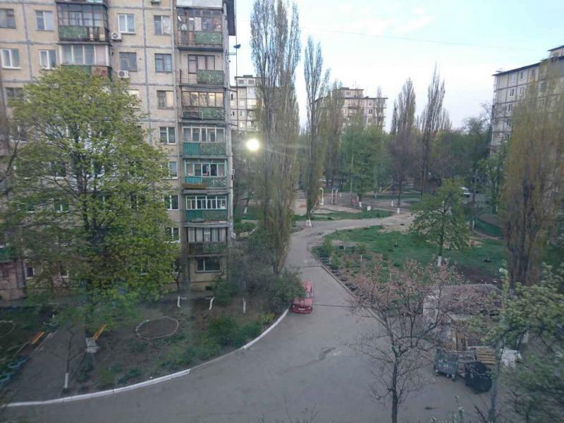 Київ, Петра Курінного вул., 5