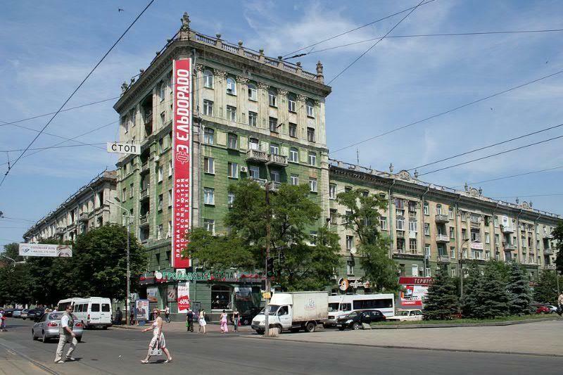 Аренда 2-комнатной квартиры 54 м², Дмитрия Яворницкого просп., 100