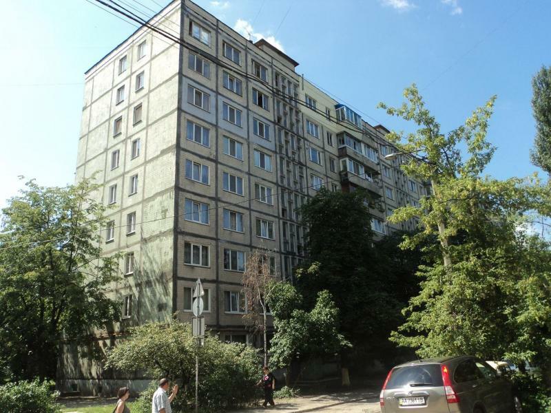 Киев, Леся Курбаса просп., 12В