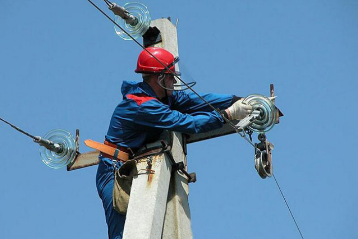 Где в Киеве заменят старые кабельные электросети
