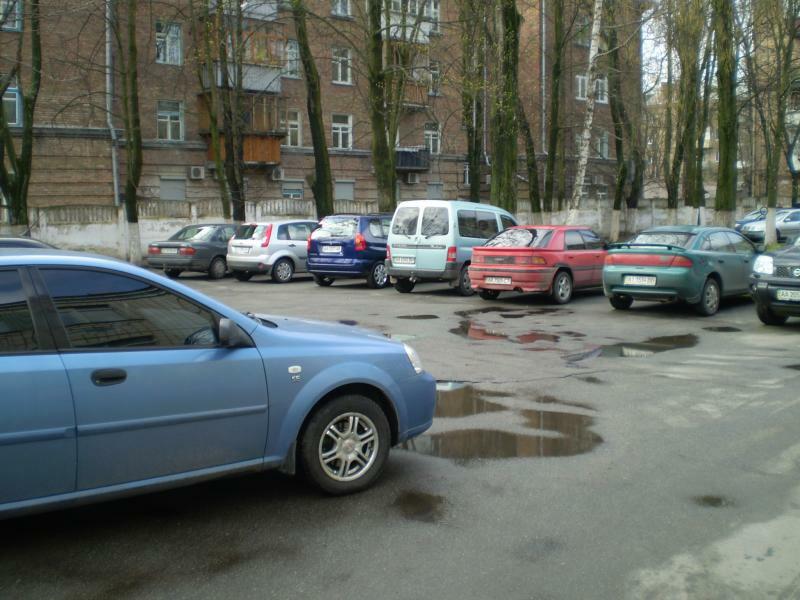 Киев, Любомира Гузара просп., 40А