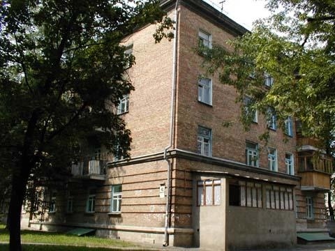 Киев, Любомира Гузара просп., 40