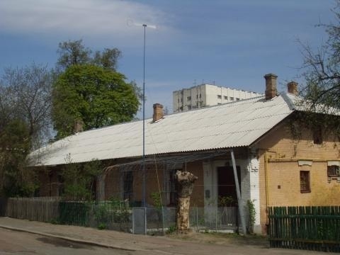 Киев, Архитектора Кобелева ул., 8