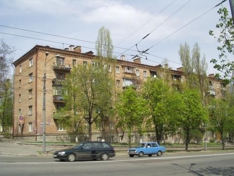 Киев, Воздухофлотский просп., 12/6