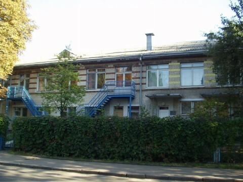 Київ, Джеймса Мейса вул., 5