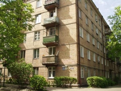 Киев, Адама Мицкевича ул., 9