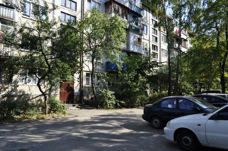 Киев, Игоря Турчина ул., 13