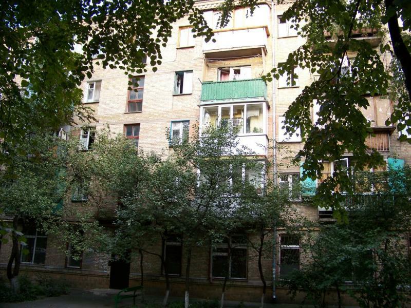 Київ, Данила Щербаківського вул., 64А