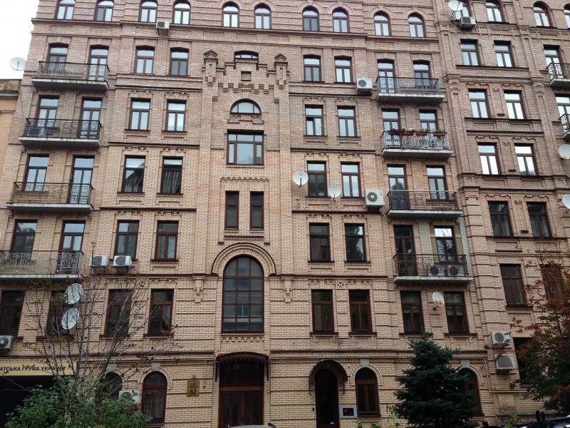 Киев, Богдана Хмельницкого ул., 82
