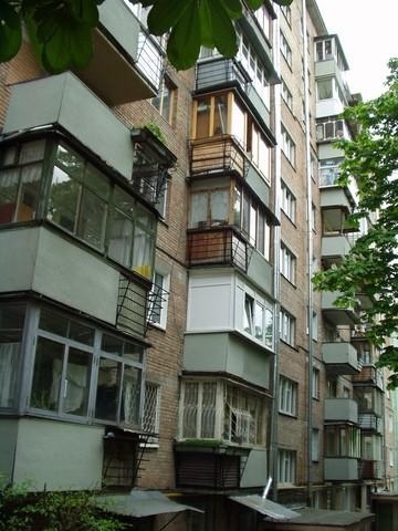 Киев, Богдана Хмельницкого ул., 88-92