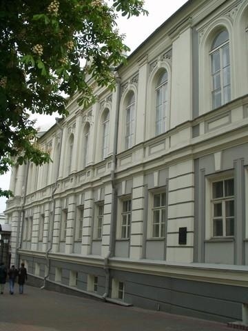 Киев, Богдана Хмельницкого ул., 11