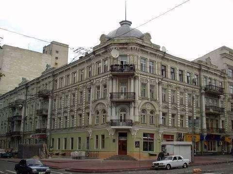 Киев, Богдана Хмельницкого ул., 72В