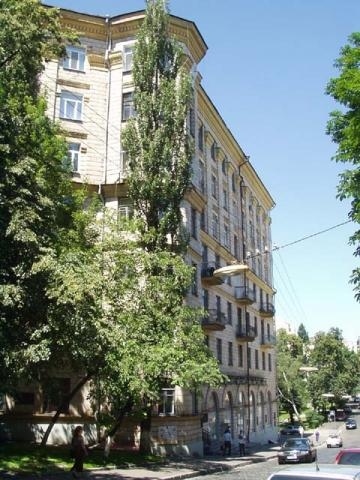 Киев, Михаила Коцюбинского ул., 2