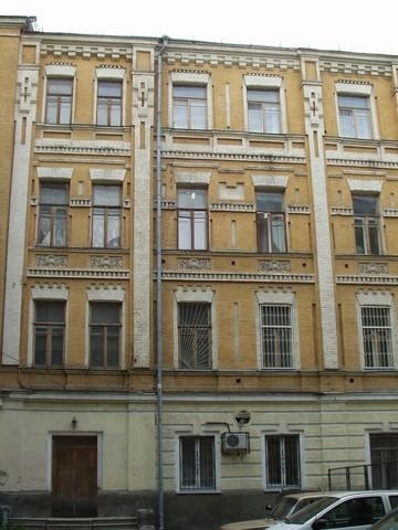 Киев, Михаила Коцюбинского ул., 12Б