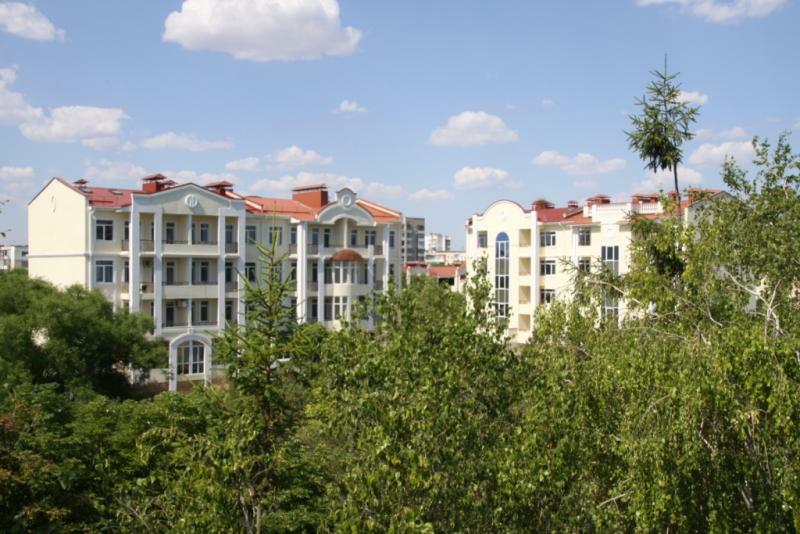 АР Крым обл., Сакский район, г. Евпатория, Ленина просп., 68