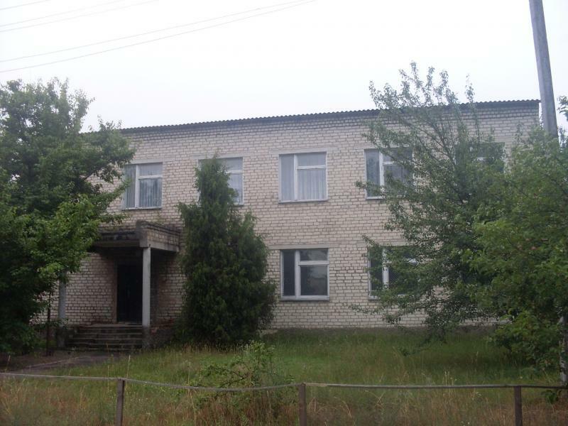 Волинська обл., Любешівський район, смт Любешів, 8 Марта вул., 1